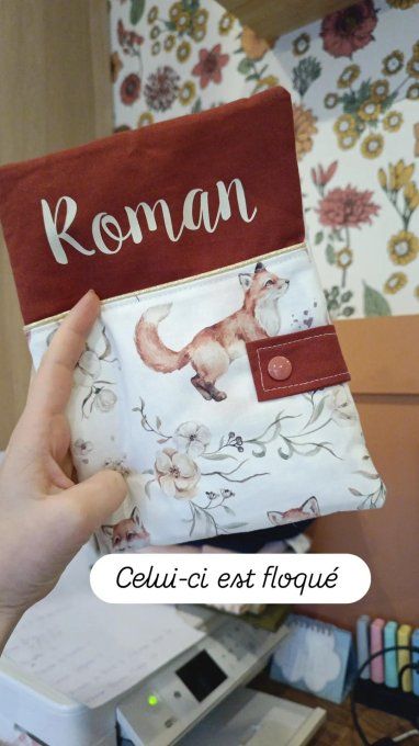 Protège carnet de santé Floqué Roman