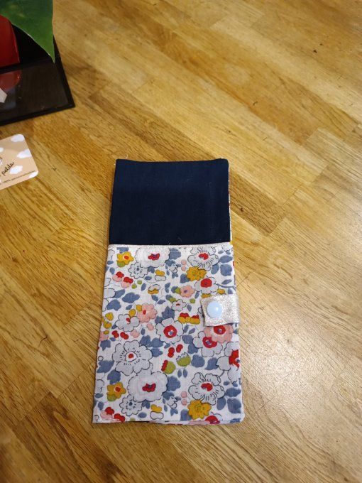 Protège livret de famille fleurs bleu