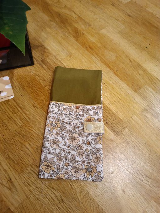 Protège livret de famille fleurs bleu - Copie