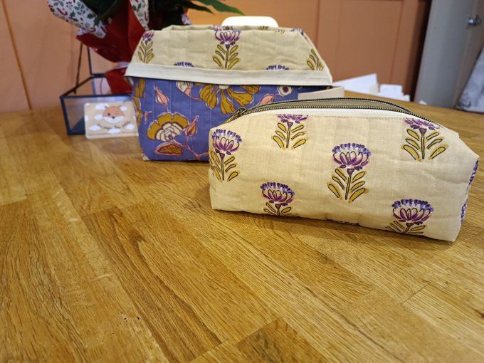 Ensemble trousse de toilette et  à maquillage tissu indien bleu